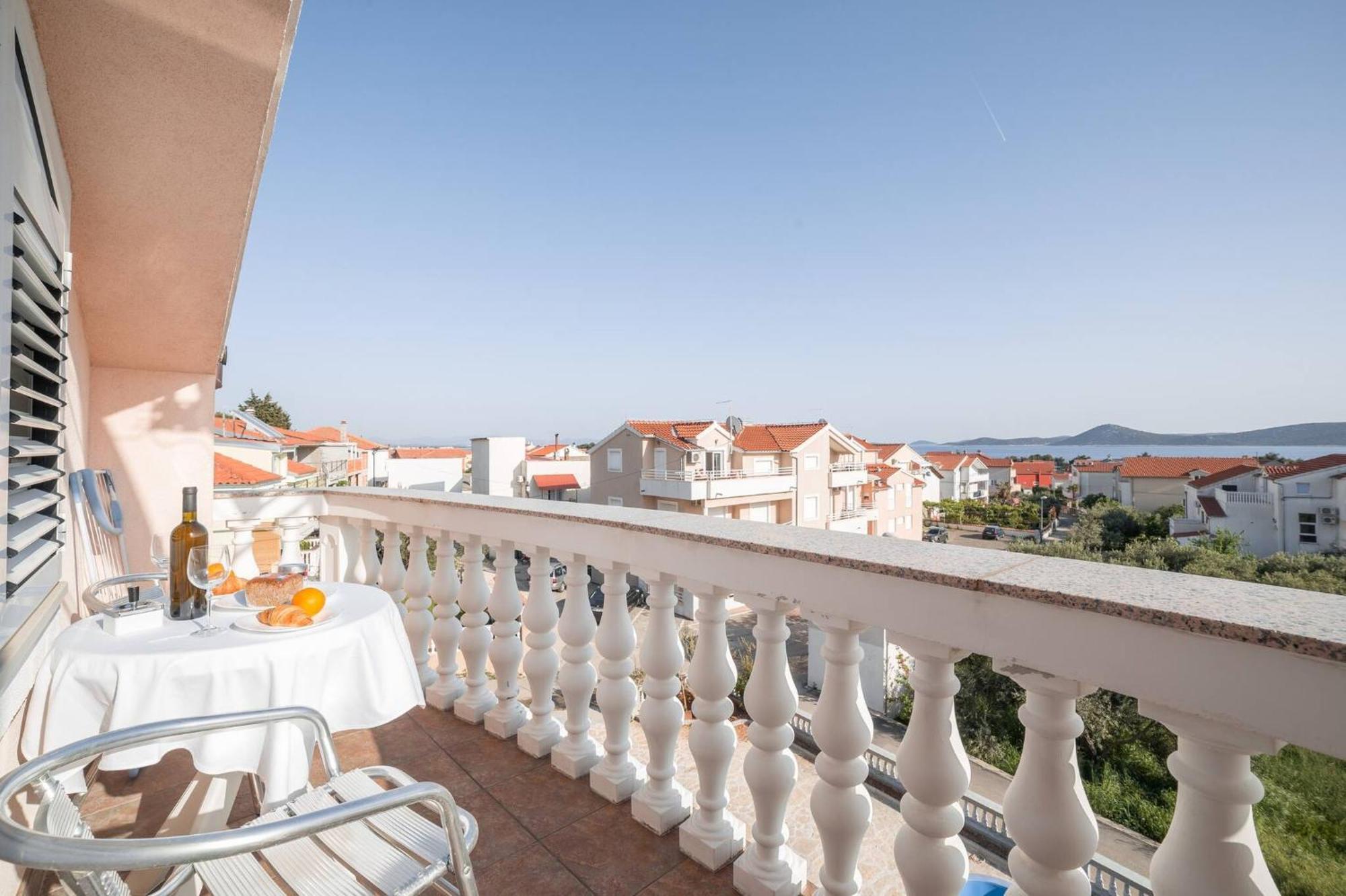 Nikol Apartment Водице Екстериор снимка