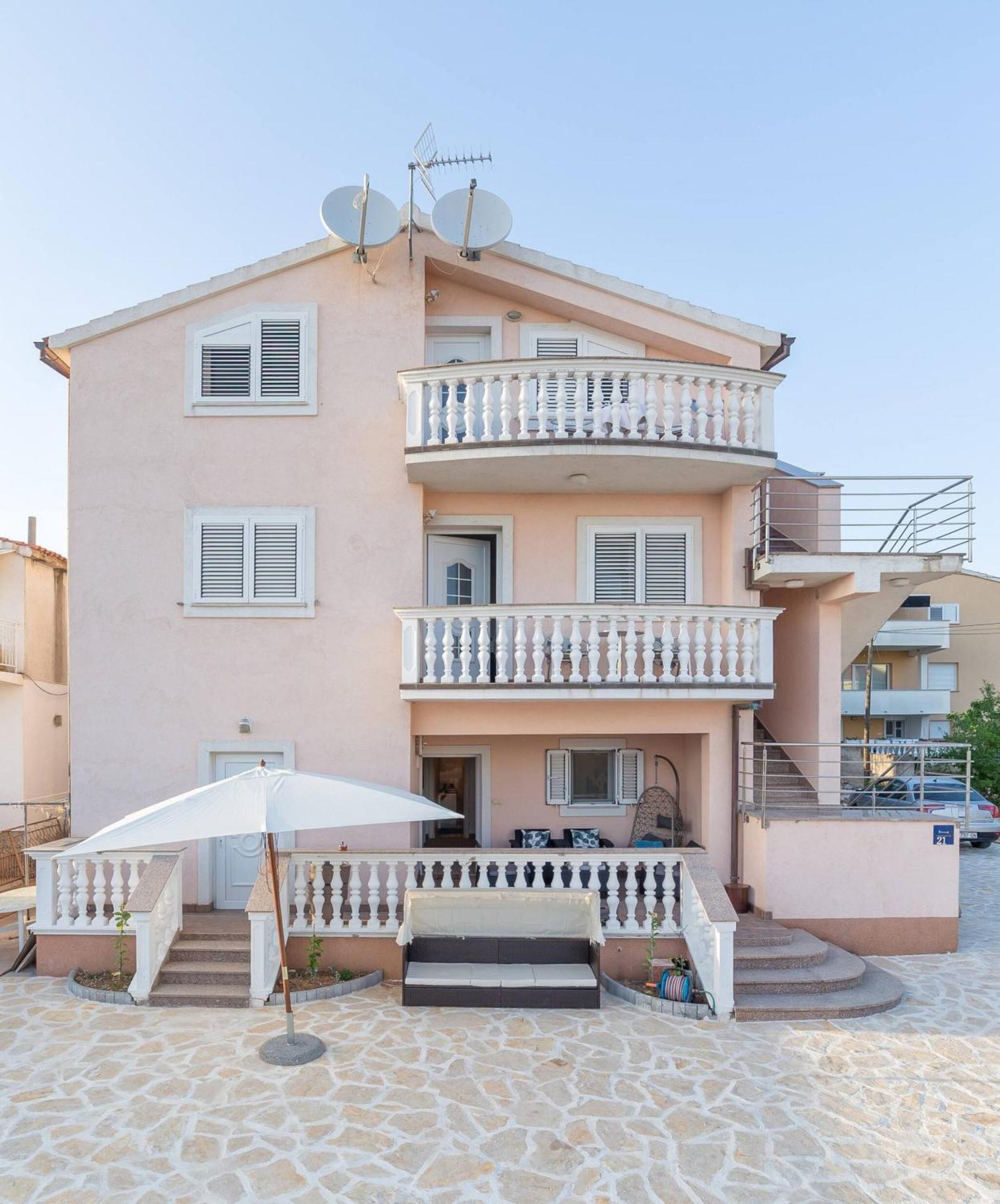 Nikol Apartment Водице Екстериор снимка