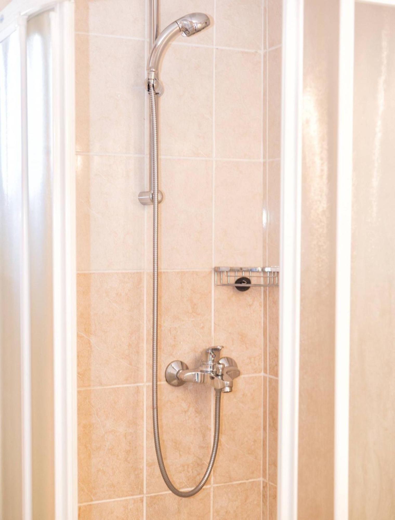 Nikol Apartment Водице Екстериор снимка