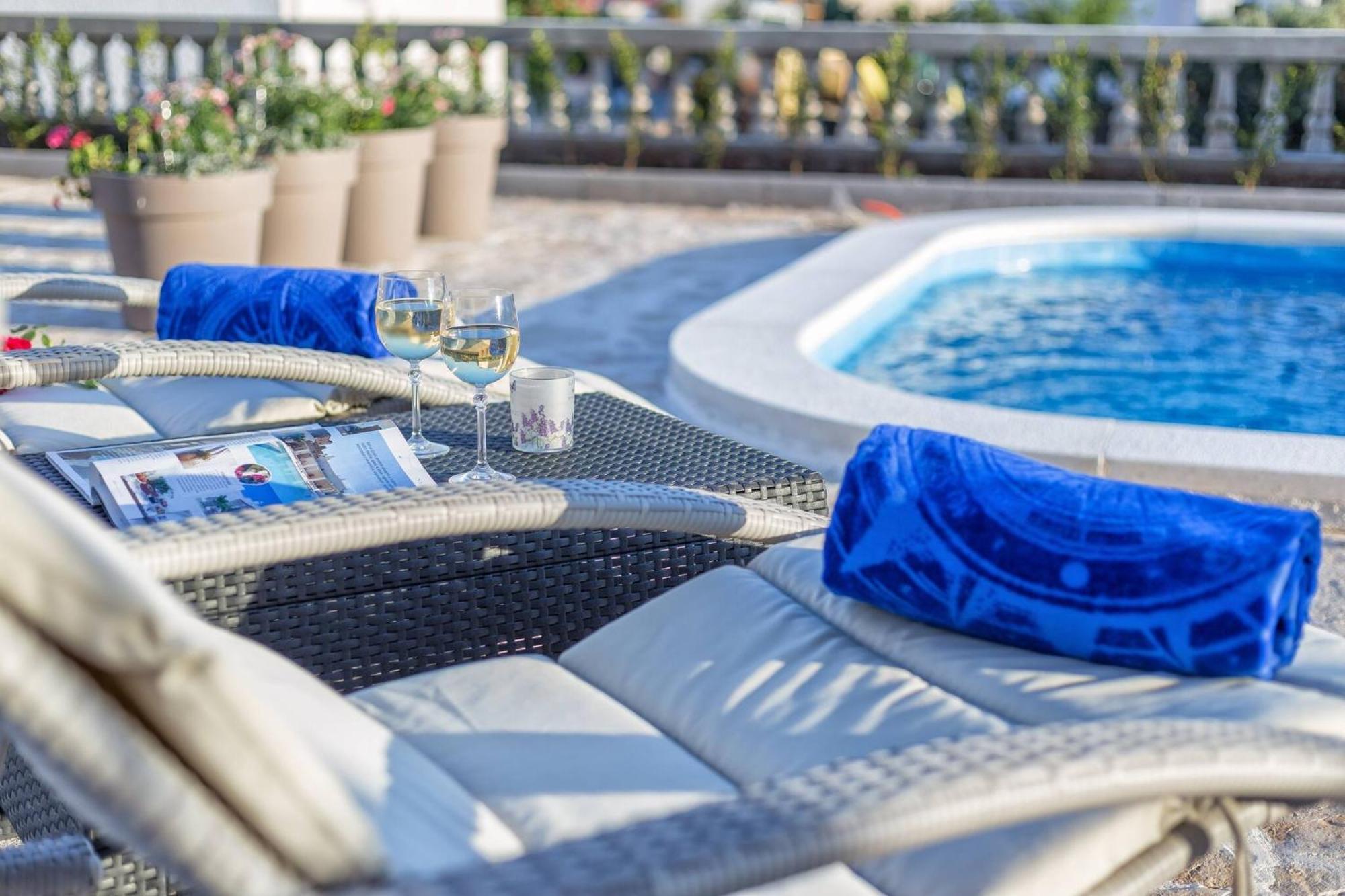 Nikol Apartment Водице Екстериор снимка